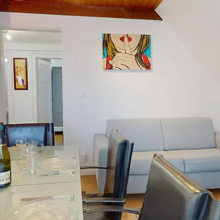 Daire De Georges Avec Parking