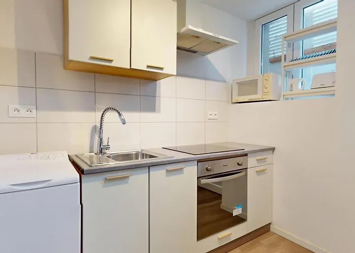 De Georges Avec Parking Apartamento *